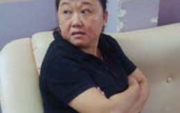 Múa khoả thân kiêm bán dâm